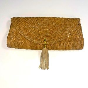 Tommy Bahama Islamora clutch purse.